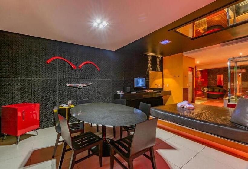Президентский Люкс, Assahi Motel
