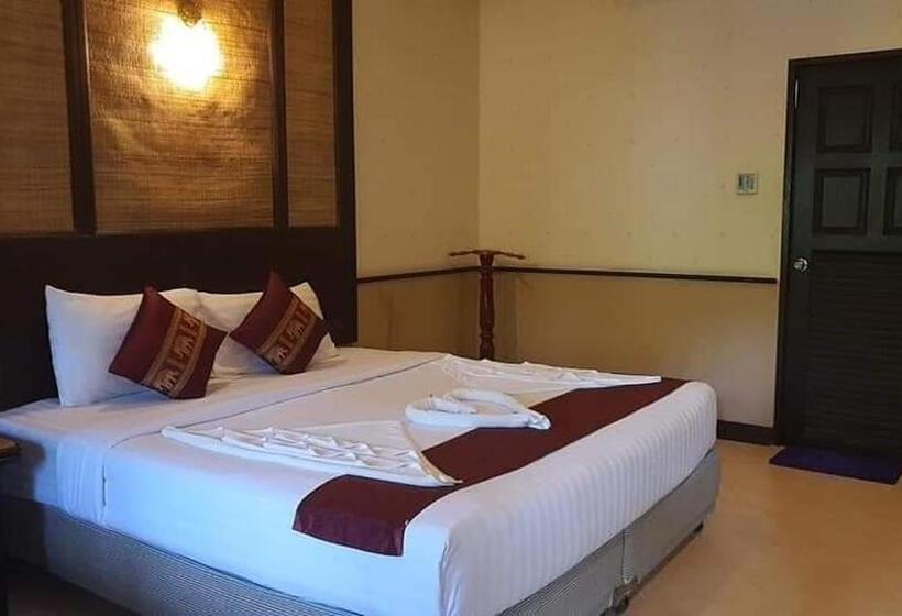 Номер Стандарт Вид на Сад, Penny S Resort