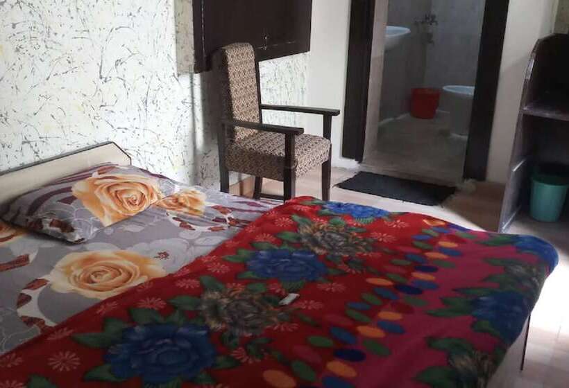 חדר דלוקס, Goroomgo Sai Palace Agra
