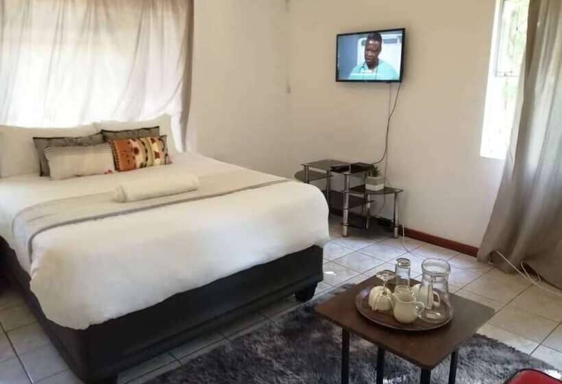 اتاق استاندارد, Emperor S Inn