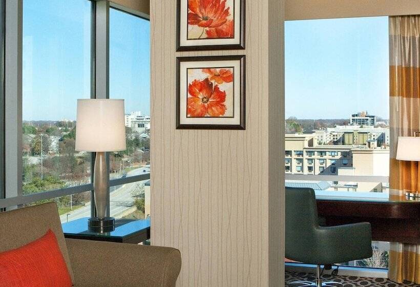 Suíte, Courtland Grand Hotel, Trademark Collection By Wyndham Former Sheraton Atlanta