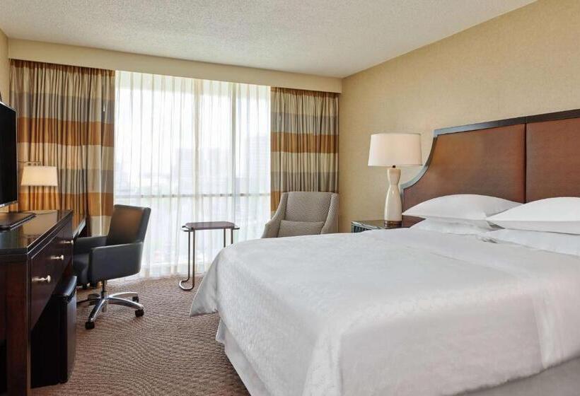 Quarto Estandar Cama King para Deficientes Físicos, Courtland Grand Hotel, Trademark Collection By Wyndham Former Sheraton Atlanta