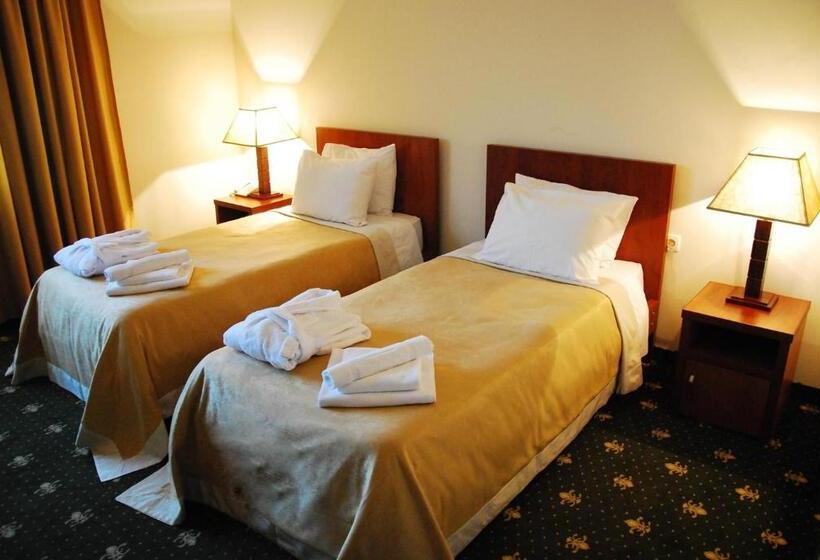 스탠다드 룸, The Lodge B&b