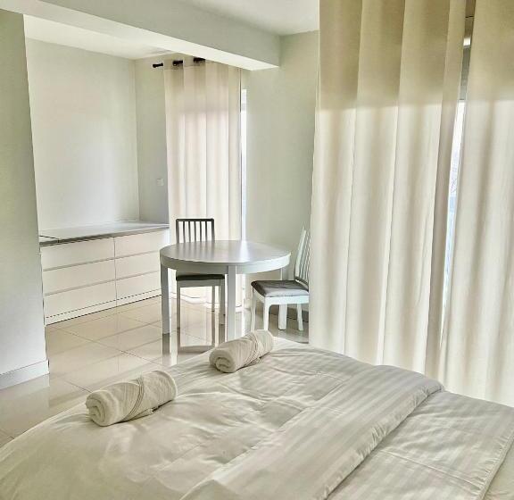 Номер Стандарт с Балконом, Zielone Apartamenty Katowice Chorzów