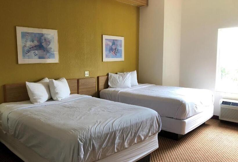 اتاق استاندارد با آشپزخانه, Airport Lodging Pittsburgh Airport