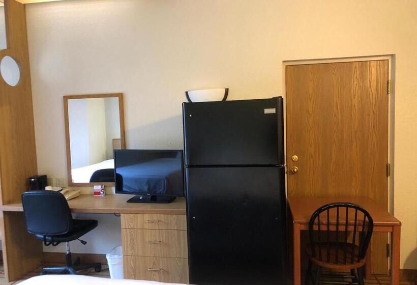 اتاق استاندارد با آشپزخانه, Airport Lodging Pittsburgh Airport