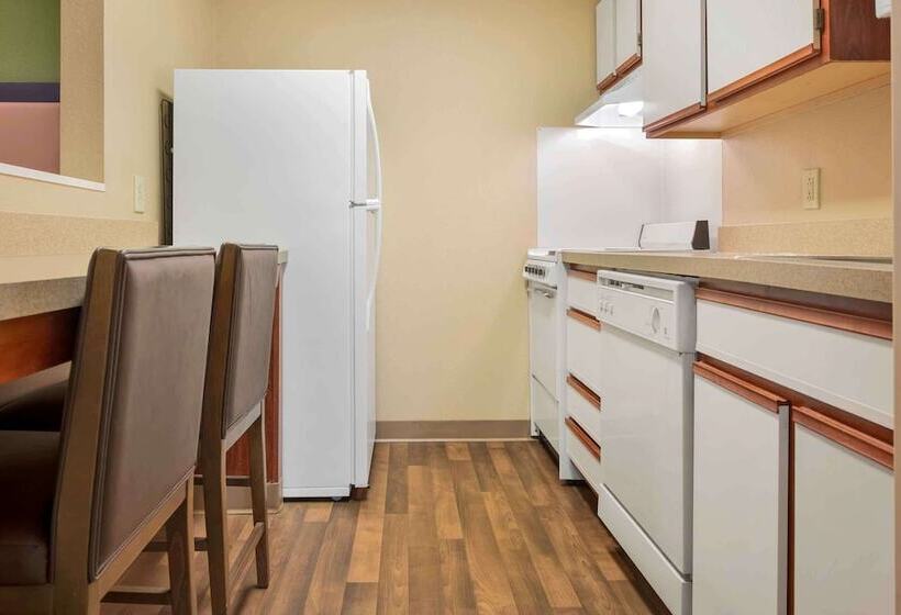 استودیوی لوکس, Extended Stay America Suites  Pittsburgh  Airport