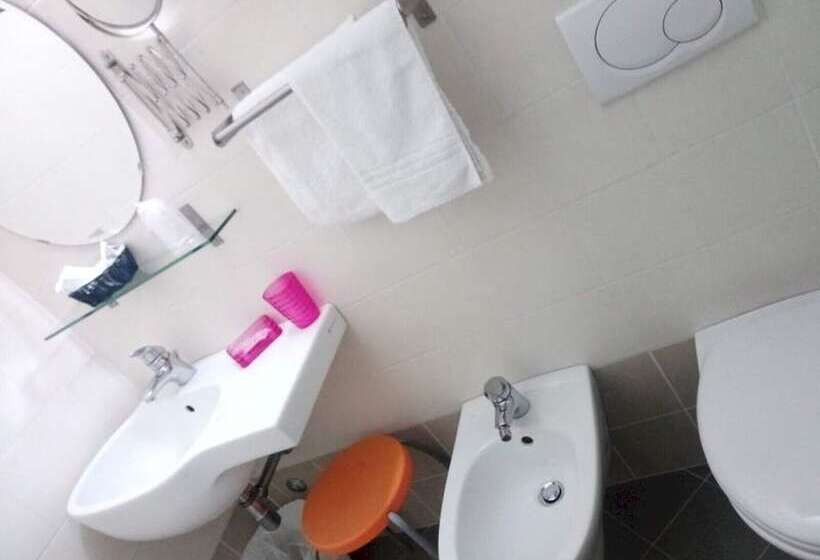 Четырехместный Номер Стандарт, Alga