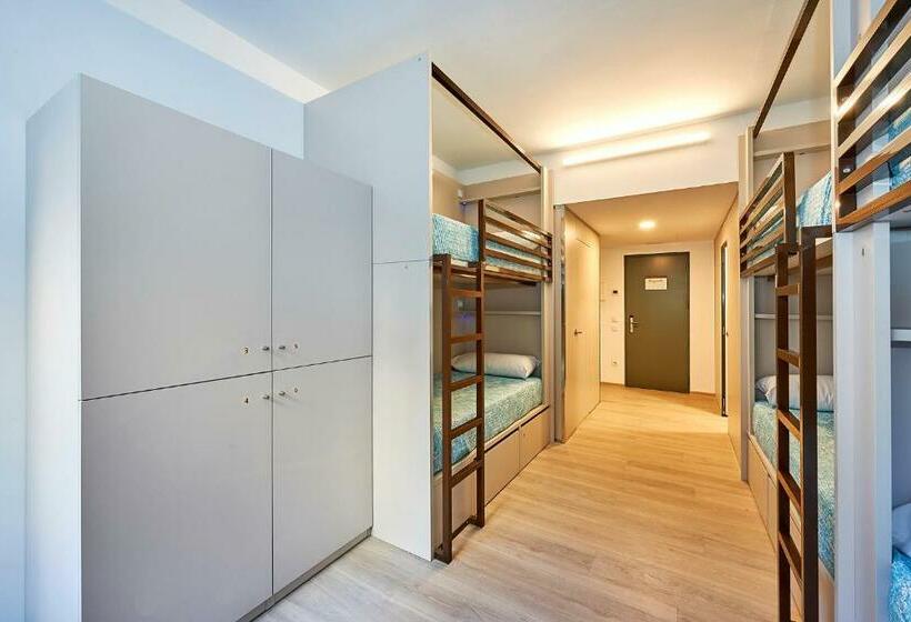 패밀리 룸, Alberg Abat Oliba