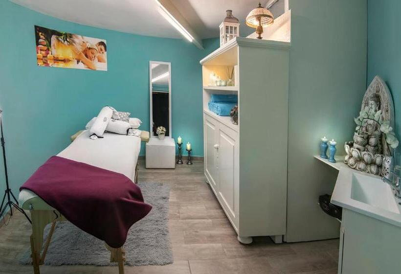 Апартаменты 2 Спальни, Grateus Luxury Apart & Spa