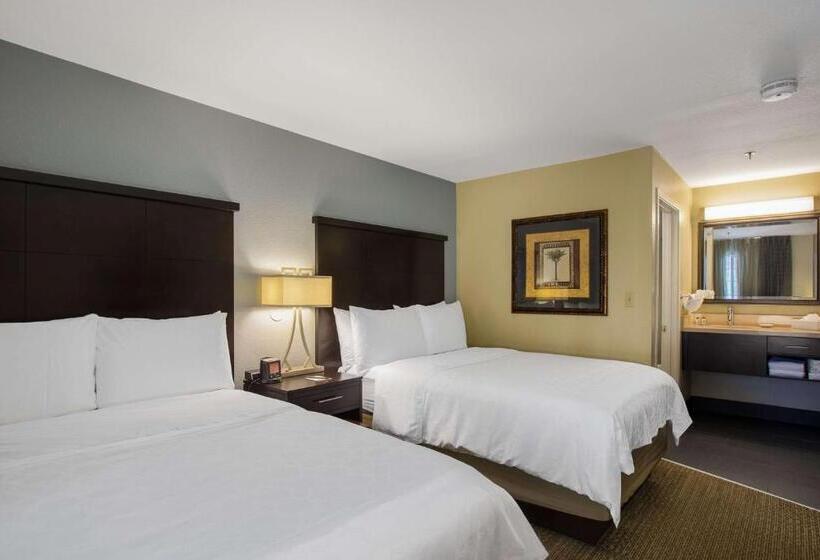 סוויטה מותאמת לאדם עם מוגבלויות, Sonesta Es Suites Orlando  Lake Buena Vista