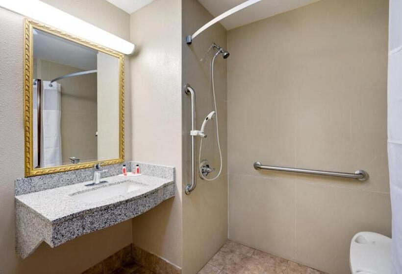 اتاق استاندارد با تخت بزرگ, Super 8 By Wyndham Lexington Hamburg Area