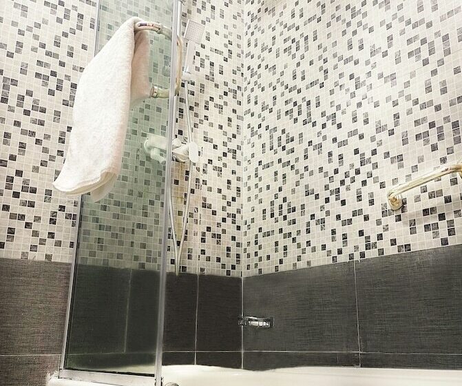 اتاق لوکس, Swiss International Beland Hotel Owerri