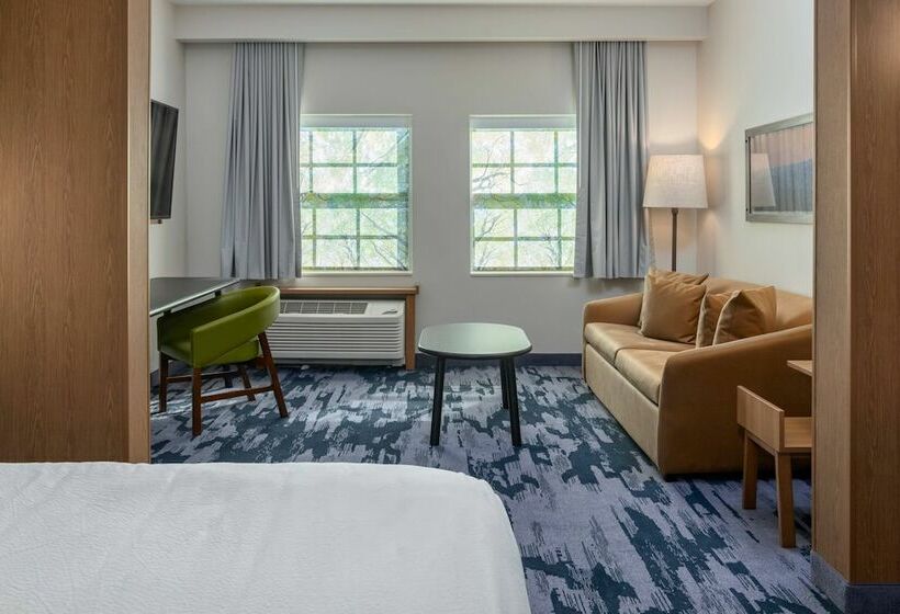 스위트, Fairfield Inn & Suites Morganton Historic Downtown