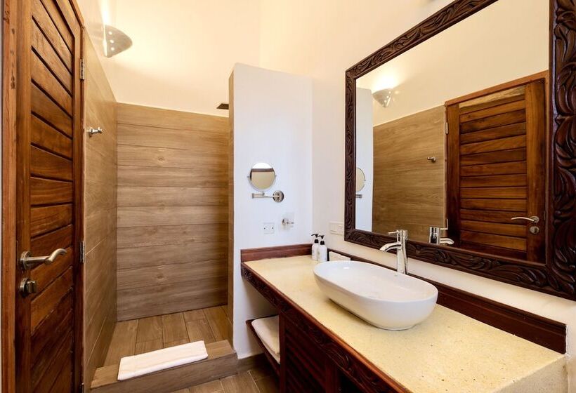 디럭스 룸 측면 바다 전망, Amani Boutique Hotel   Small Luxury Hotels Of The World