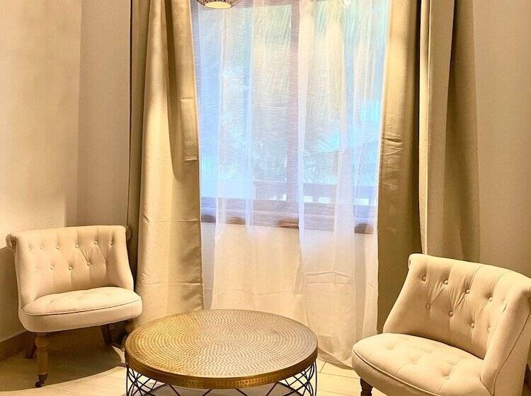 اتاق لوکس با چشم‌انداز دریا, Amani Boutique Hotel   Small Luxury Hotels Of The World