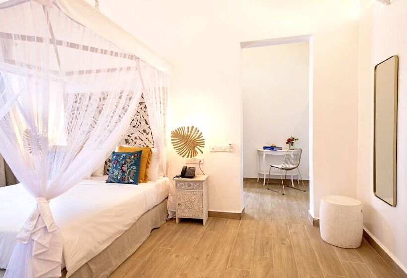اتاق لوکس با چشم‌انداز دریا, Amani Boutique Hotel   Small Luxury Hotels Of The World