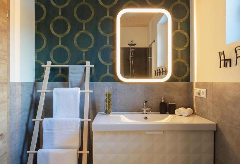 Апартаменты Deluxe 1 Спальня, Artmur Apartment