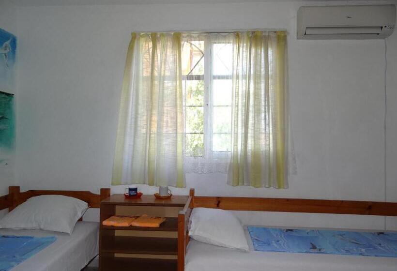 Семейный Номер, Guest House Rusalka