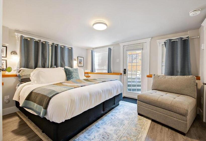 庭の見える１ベッドルームアパートメント, The Ivy On Parker Guest House