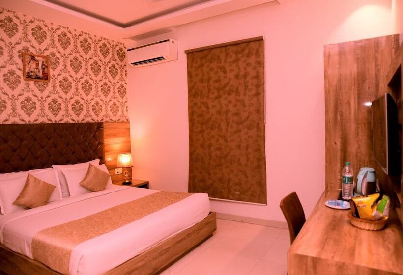 اتاق لوکس, The Vegas By De Pavilion, Delhi Airport