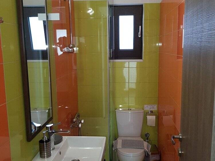 Дом 3 Спальни, Angela S Sea View 3 Bd House