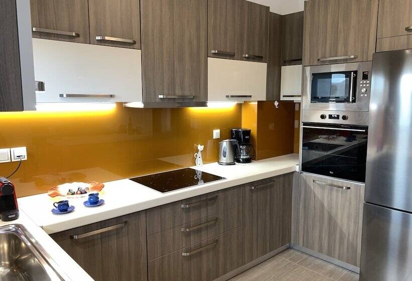 Дом 3 Спальни, Angela S Sea View 3 Bd House