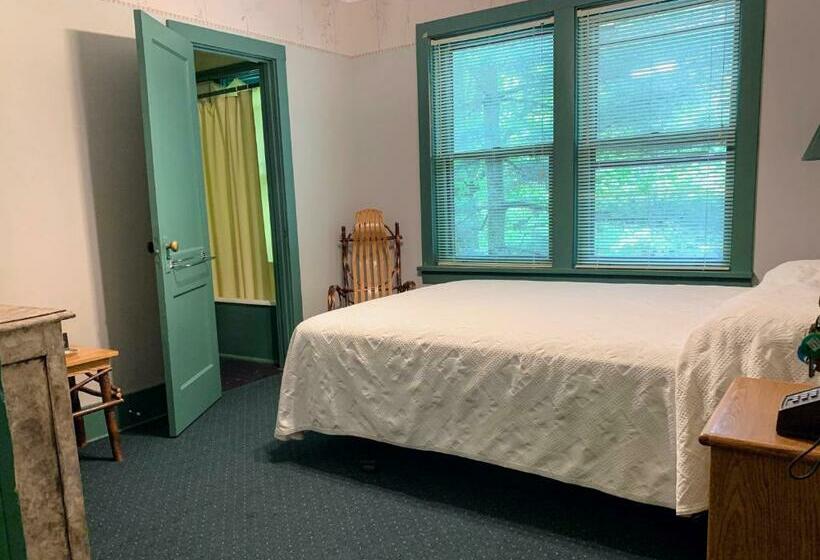 Номер Стандарт, Gordon Beach Inn