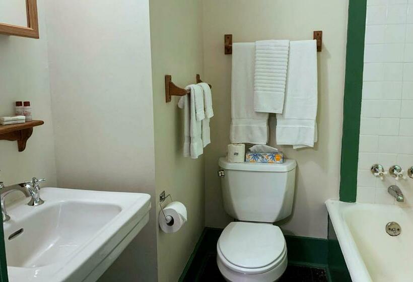 Номер Стандарт, Gordon Beach Inn