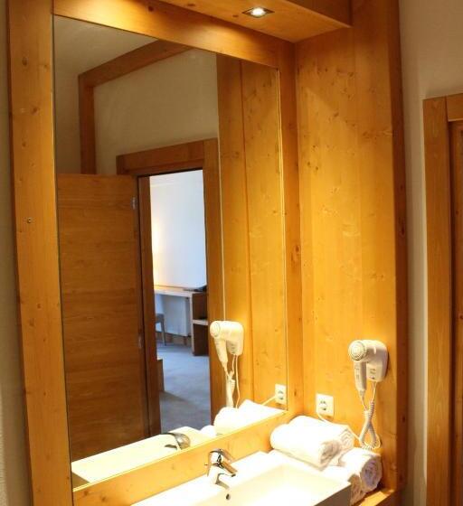 سوییت جونیور, Monte Cervo Bio Hotel & Spa