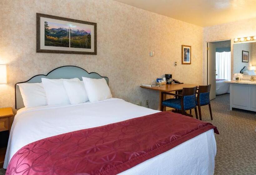 Номер Стандарт, Swiss Alps Inn