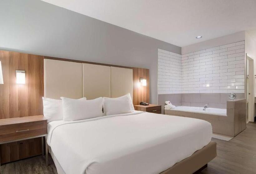 스위트 킹사이즈 침대, Surestay Hotel By Best Western Helen Downtown