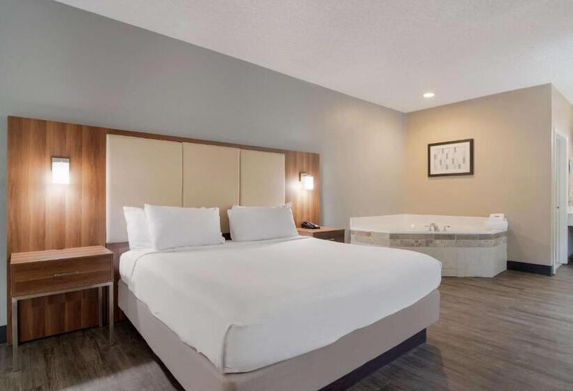 디럭스 스위트 킹 침대, Surestay Hotel By Best Western Helen Downtown