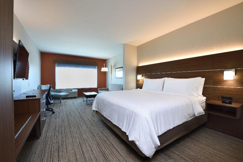 Люкс Кровать Кинг, Holiday Inn Express & Suites Spring   Woodlands Area, An Ihg