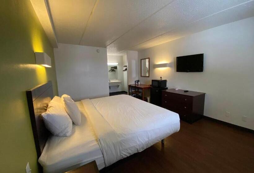 Номер Deluxe Кровать Кинг, Skylight Inn Willoughby   Cleveland Mentor