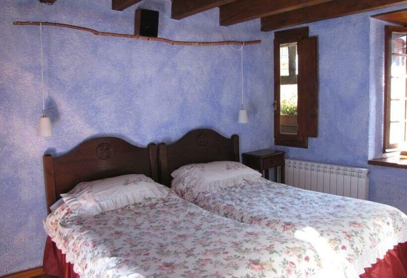 스탠다드 룸, Hostal Plaça Garós