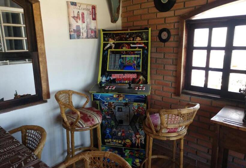اتاق لوکس سه تخته, Space 4 U   Hotel Boutique Temático   Aeroporto