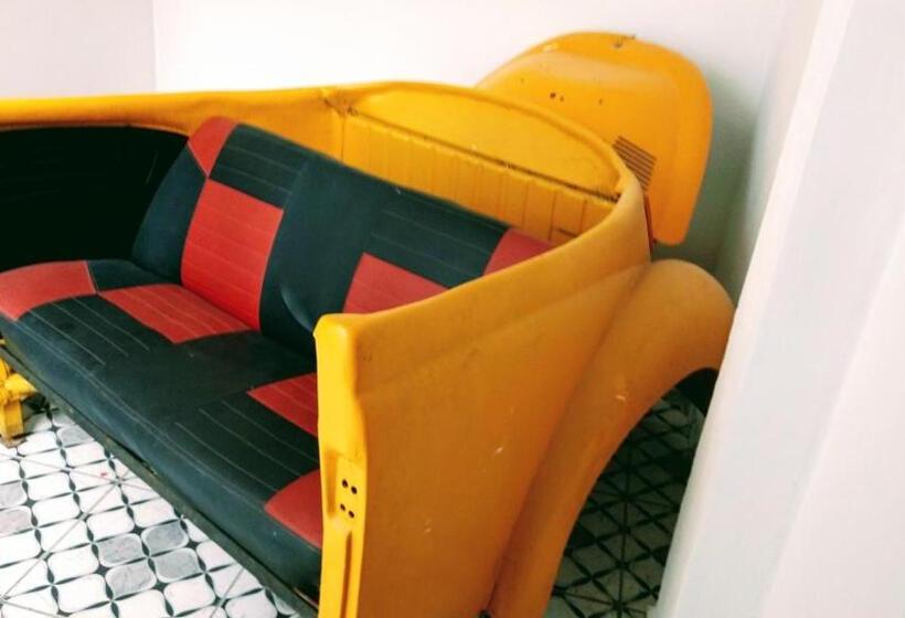استودیوی لوکس, Space 4 U   Hotel Boutique Temático   Aeroporto
