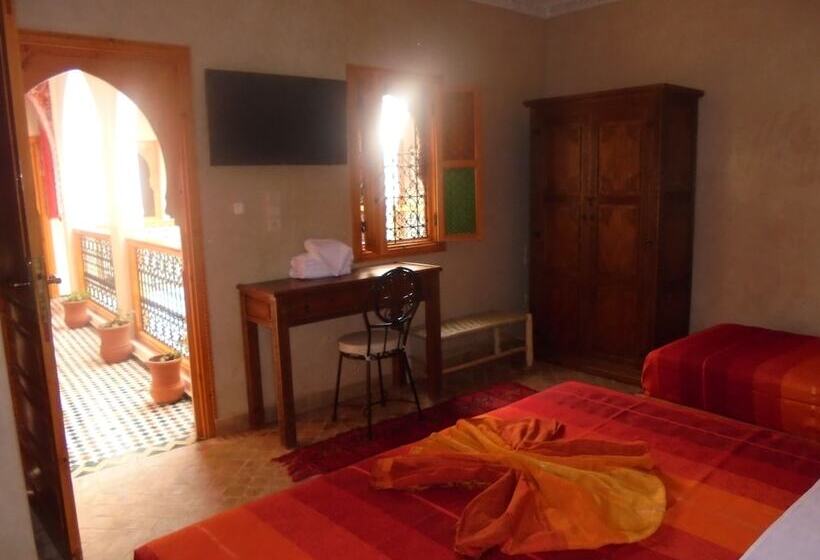اتاق اجرایی سه نفره, Riad Villa Sidi Baba