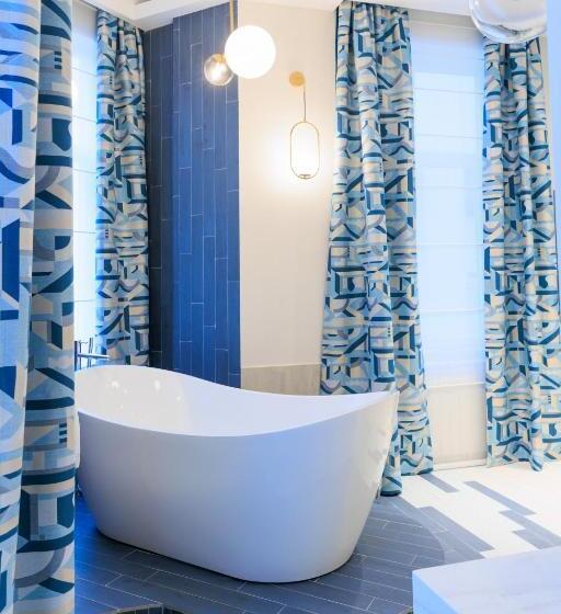 اتاق لوکس با تخت بزرگ, Vilacrosse Boutique Inn