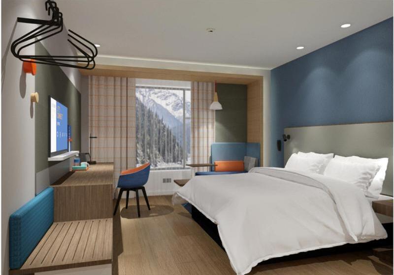 اتاق استاندارد با تخت بزرگ, Holiday Inn Express Jiuzhaigou,only 600 Meters To Jiuzhaigou Park, An Ihg