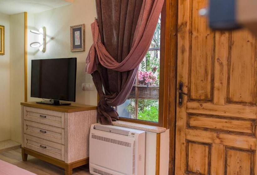 سوییت اجرایی, Boutique Guest House Yes For You