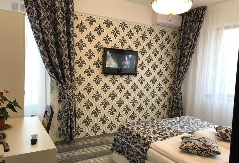 سوییت جونیور, Restaurant Ayan Piatra Neamt