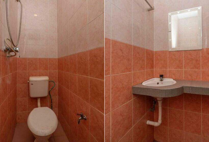 Номер Стандарт Индивидуальный, Fully Hotel Desa Tebrau