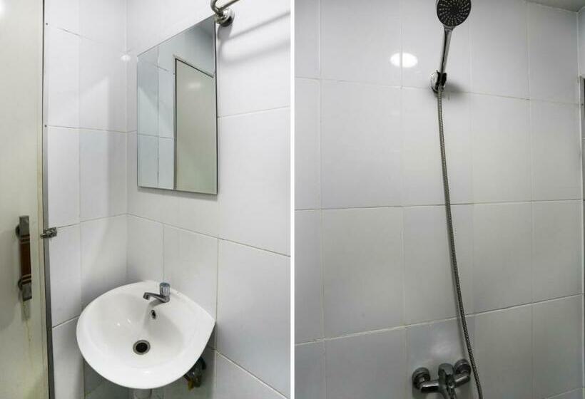 Номер Economy Индивидуальный, Capital O 3300 Nadjara Residence Syariah