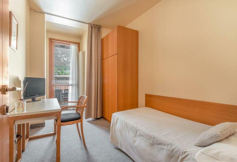 Номер Стандарт Индивидуальный, Albergo Sorriso