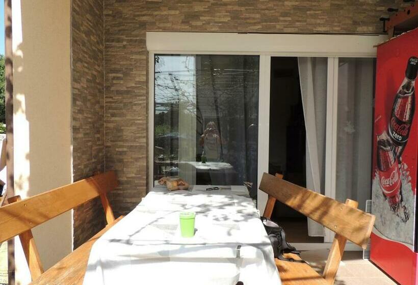 آپارتمان 2 خوابه, Apartments Mijic