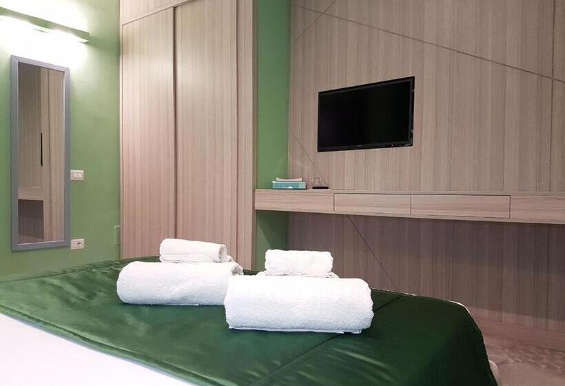 デラックスジュニアスイート, Don Ugo Luxury Rooms