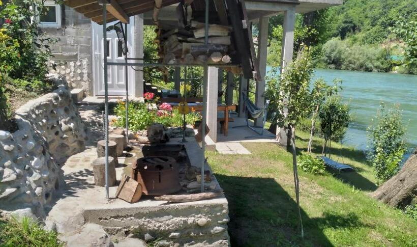 آپارتمان 3 خوابه, Prenoćište Na Drini Foča