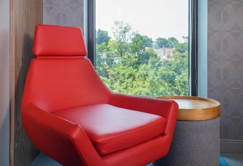 اتاق استاندارد, Aloft New York Laguardia Airport